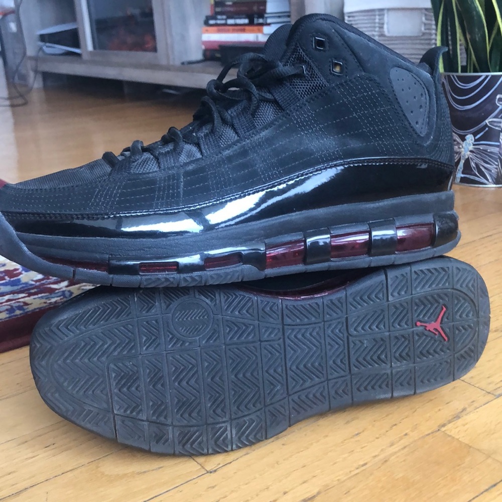 Men’s Jordan Take Flight Black Red Varsity